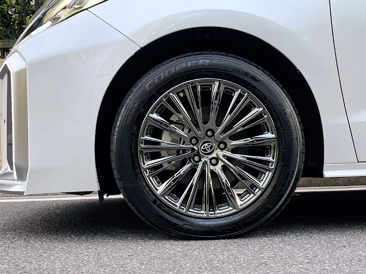 2021 Toyota Sienna 2.5L 192HP L4 E-CVT Hybrid,autocango,china used car exporter,china ev exporter,chinese used car exporter,chinese used ev exporter