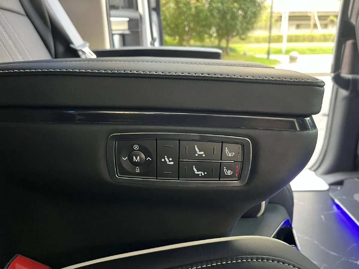 2021 Toyota Sienna 2.5L 192HP L4 E-CVT Hybrid,autocango,china used car exporter,china ev exporter,chinese used car exporter,chinese used ev exporter