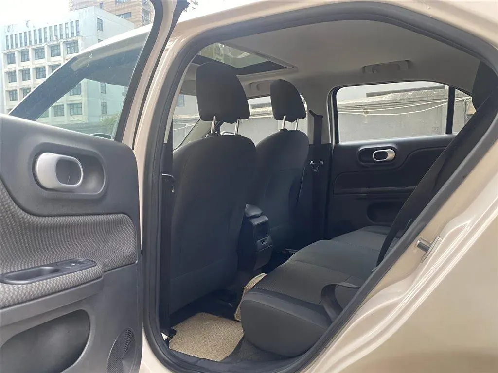 2014 MG 3 1.5L 109HP L4 5AMT,autocango,china used car exporter,china ev exporter,chinese used car exporter,chinese used ev exporter