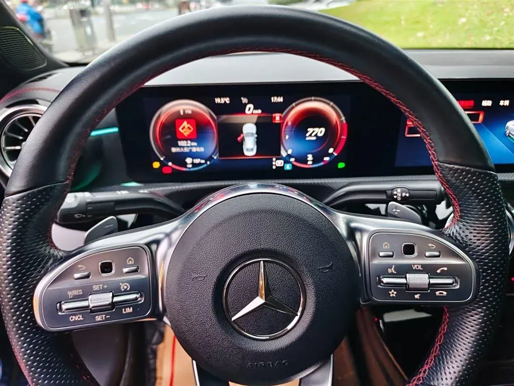 2021 Mercedes-Benz CLA Class 1.3T 163HP L4 7DCT,autocango,china used car exporter,china ev exporter,chinese used car exporter,chinese used ev exporter