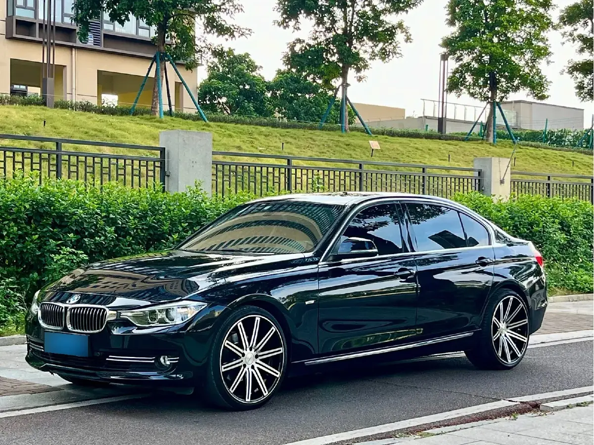 2015 BMW 3 Series 2.0T 245HP L4 8AT