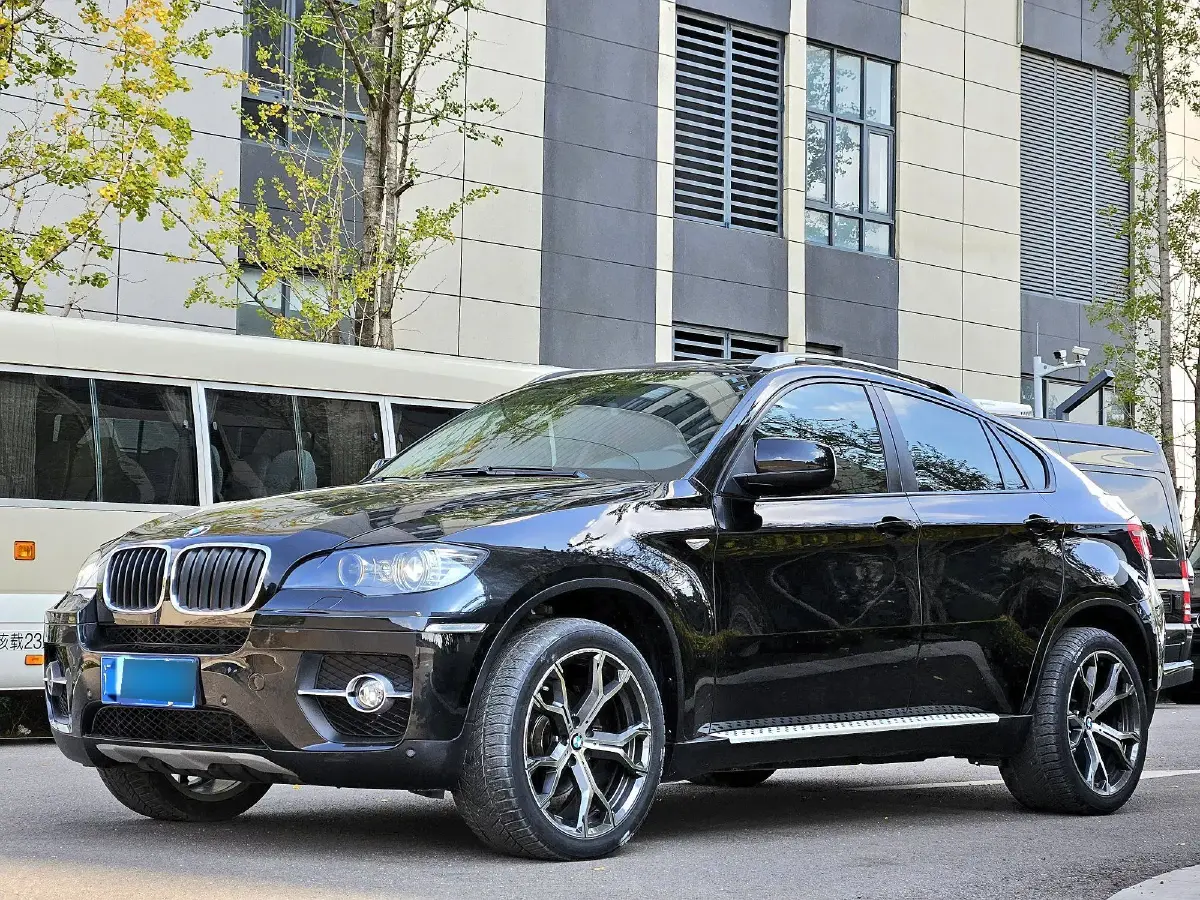 2011 BMW X6 3.0T 306HP L6 8AT