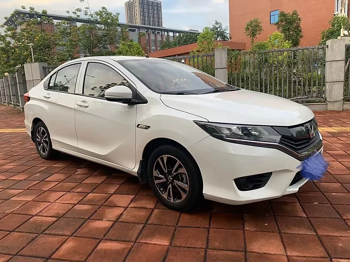 2016 Honda Greiz 1.5L 131HP L4 CVT,autocango,china used car exporter,china ev exporter,chinese used car exporter,chinese used ev exporter