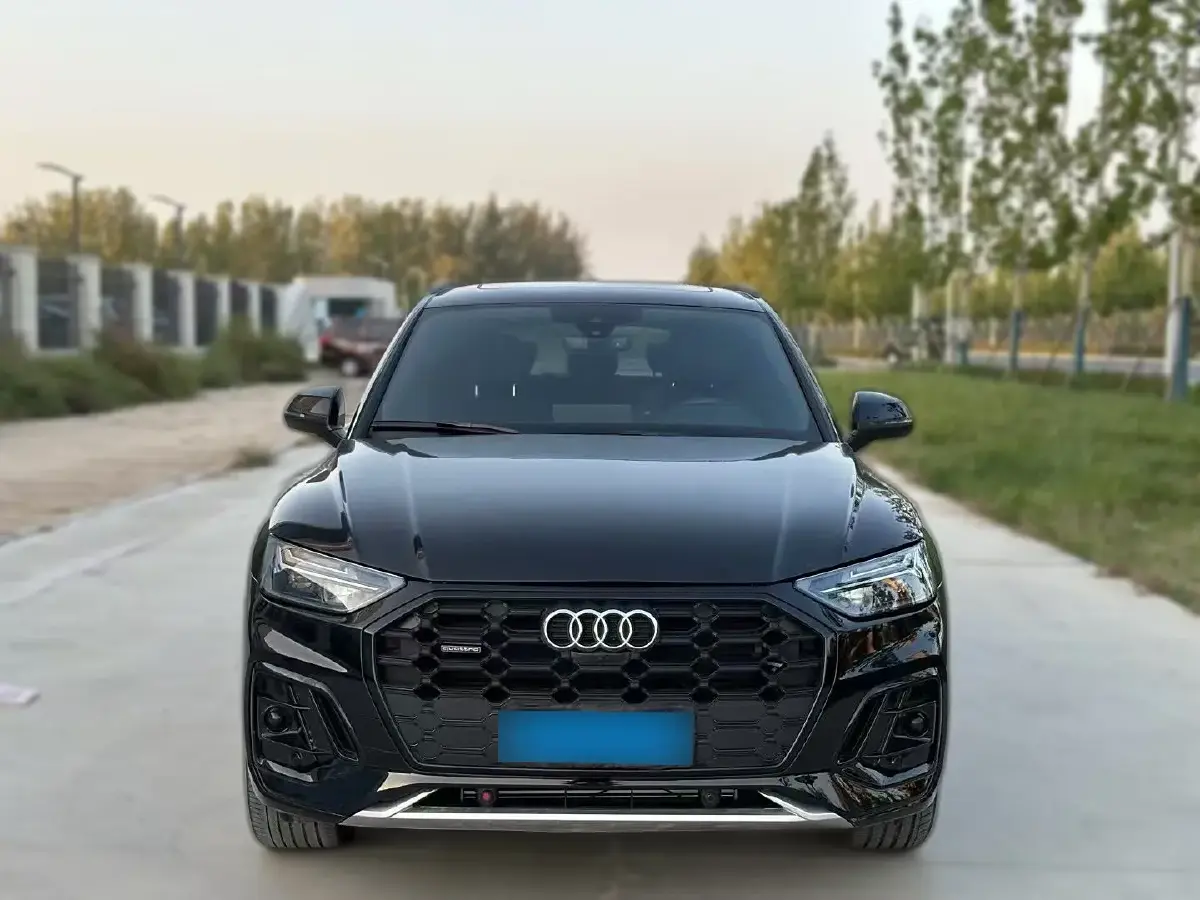2024 Audi Q5L 2.0T 245HP L4 7DCT