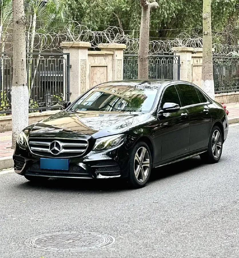 2018 Mercedes-Benz E Class 2.0T 184HP L4 9AT