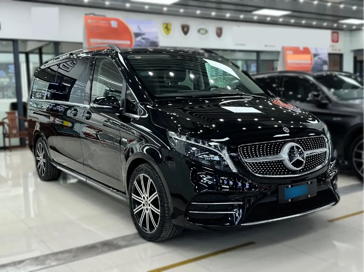 2022 Mercedes-Benz V Class 2.0T 211HP L4 9AT