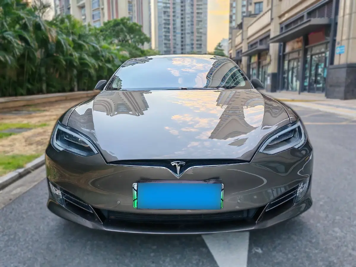 2017 Tesla Model S BEV 90KWH