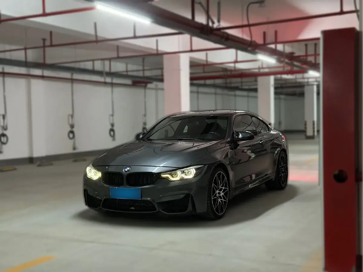 2017 BMW M4 3.0T 431HP L6 7DCT