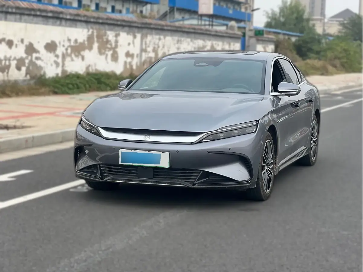 2025 BYD Han BEV 72KWH