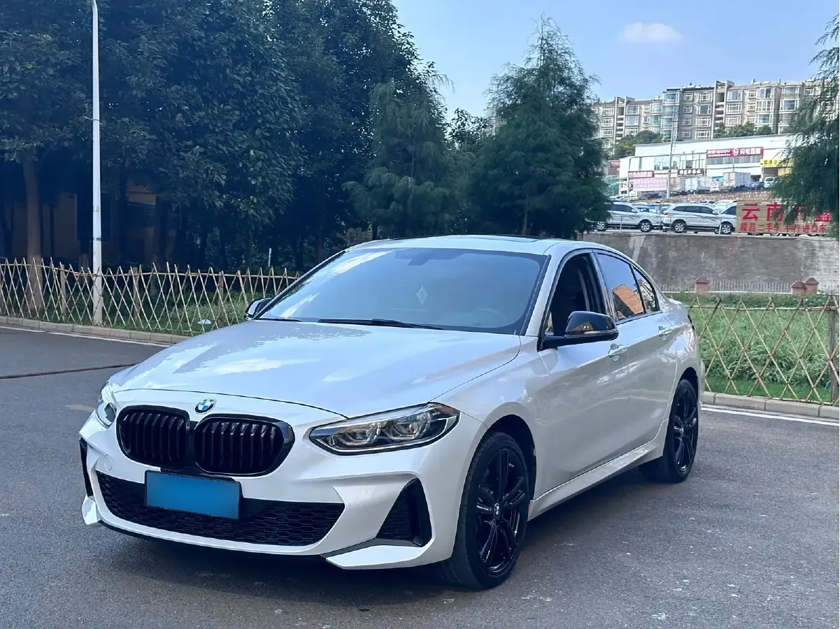 2021 BMW 1 Series 2.0T 192HP L4 7DCT