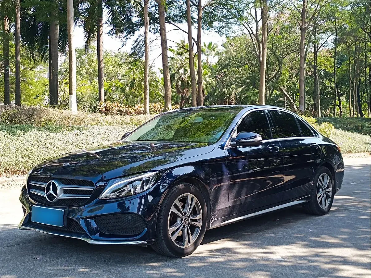 2018 Mercedes-Benz C Class 2.0T 184HP L4 9AT