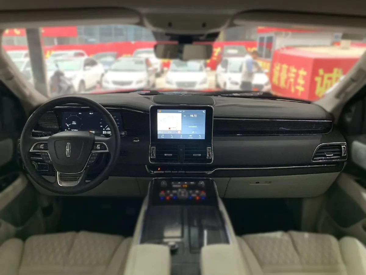 2018 Lincoln Navigator 3.5T 415HP V6 10AT,autocango,china used car exporter,china ev exporter,chinese used car exporter,chinese used ev exporter