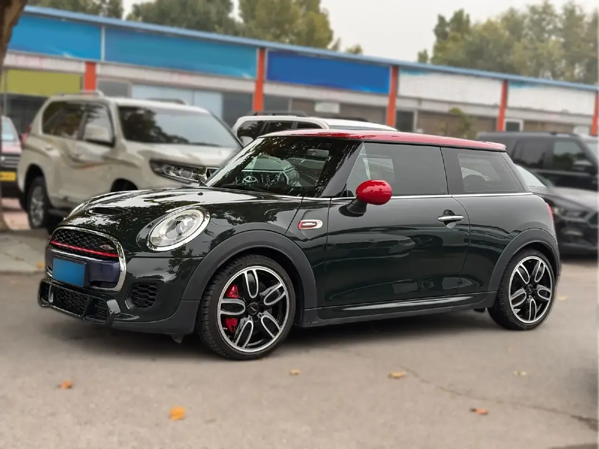 2016 MINI JCW 2.0T 231HP L4 6AT