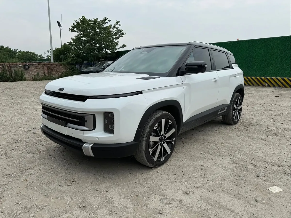 2023 Geely ICON 1.5T 181HP L4 7DCT,autocango,china used car exporter,china ev exporter,chinese used car exporter,chinese used ev exporter