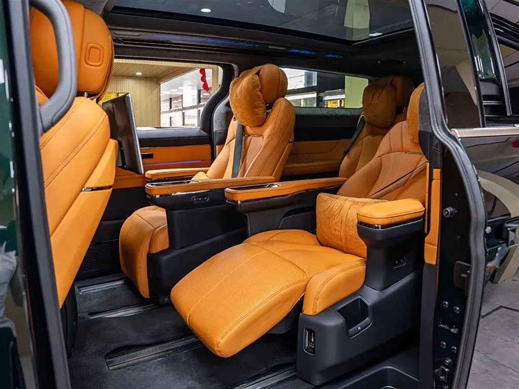 2024 LEVC L380 BEV 140KWH,autocango,china used car exporter,china ev exporter,chinese used car exporter,chinese used ev exporter