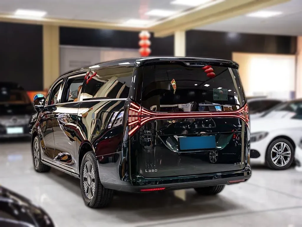 2024 LEVC L380 BEV 140KWH,autocango,china used car exporter,china ev exporter,chinese used car exporter,chinese used ev exporter