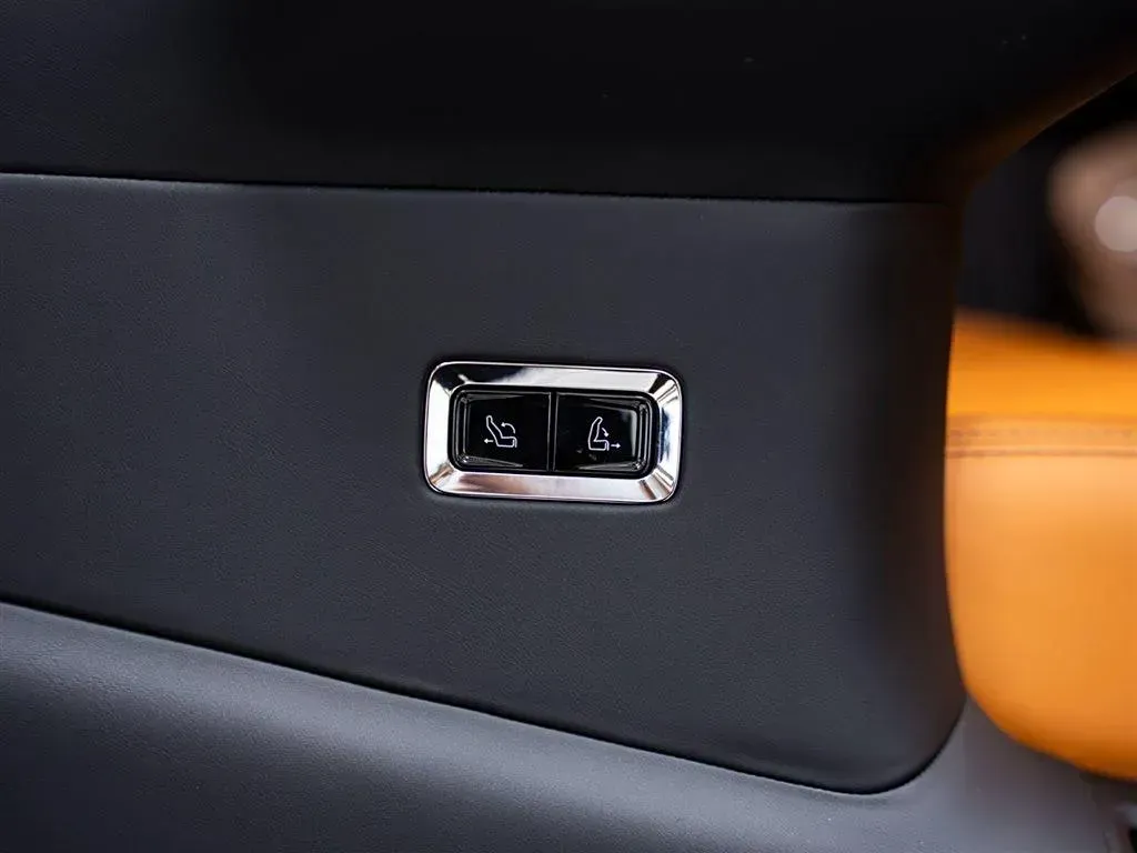 2024 LEVC L380 BEV 140KWH,autocango,china used car exporter,china ev exporter,chinese used car exporter,chinese used ev exporter