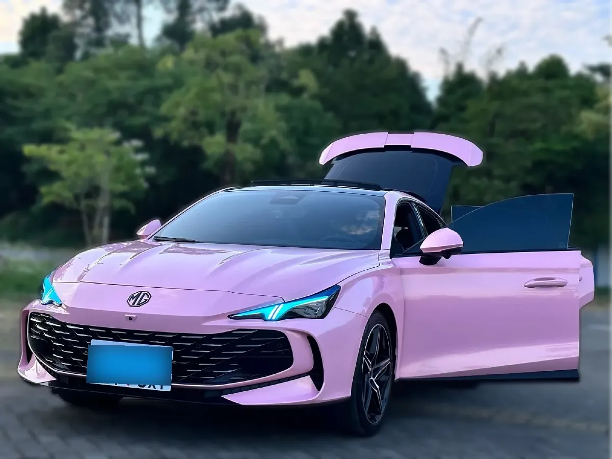 2023 MG 7 2.0T 261HP L4 9AT,autocango,china used car exporter,china ev exporter,chinese used car exporter,chinese used ev exporter