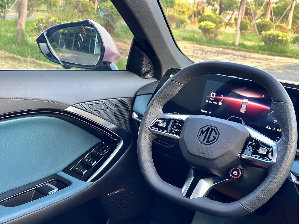 2023 MG 7 2.0T 261HP L4 9AT,autocango,china used car exporter,china ev exporter,chinese used car exporter,chinese used ev exporter