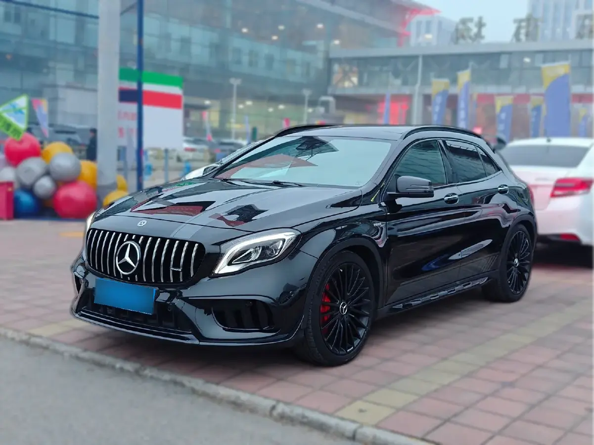 2017 Mercedes-Benz GLA AMG 2.0T 381HP L4 7DCT