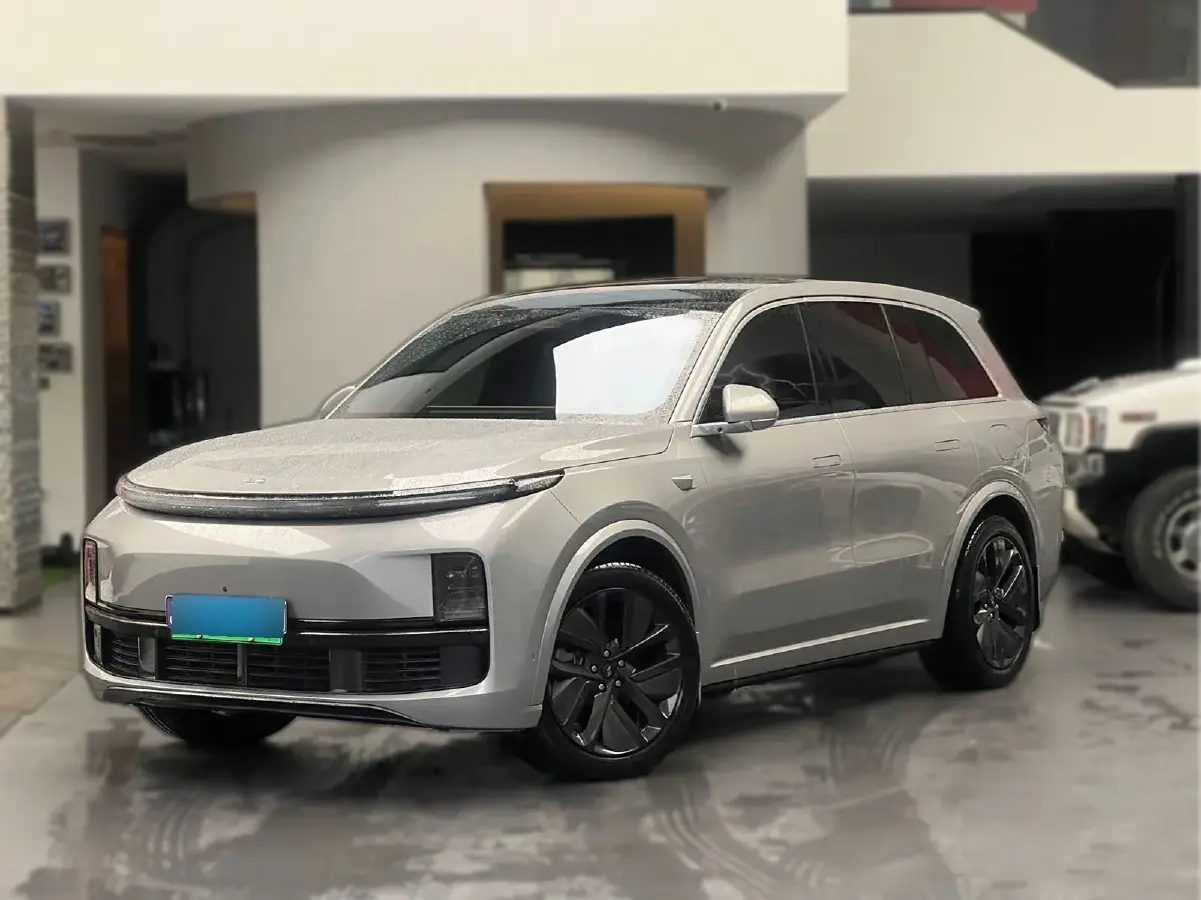 2023 Li L8 Range Extended 154HP REEV 40.9KWH