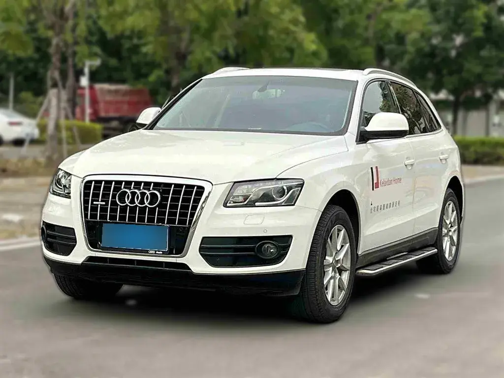 2013 Audi Q5 2.0T 211HP L4 8AT