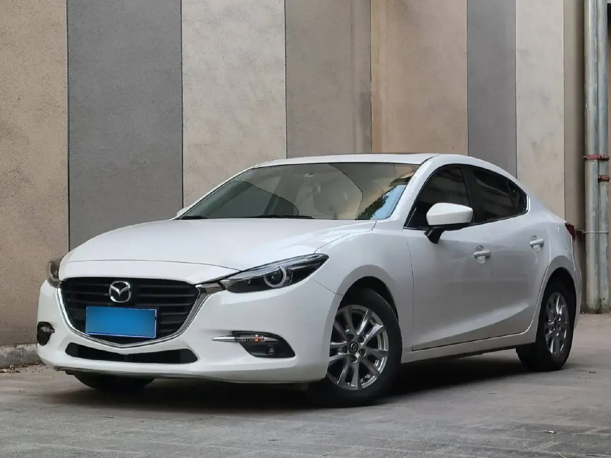 2017 Mazda 3 Axela 1.5L 117HP L4 6AT