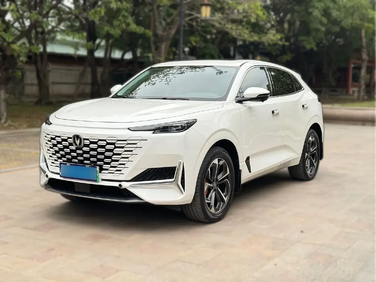 2022 ChangAn UNI-K iDD 1.5T 170HP L4 6TCT PHEV 30.74KWH