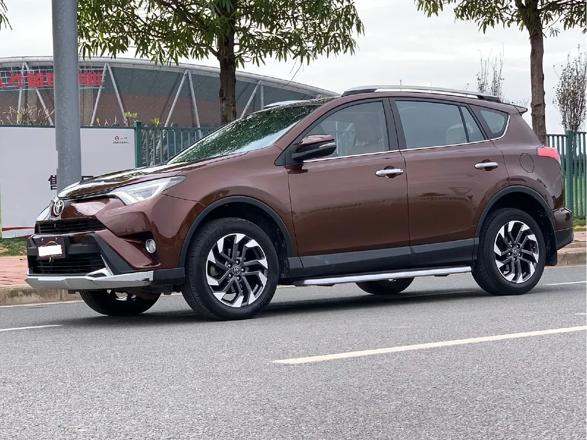 2016 Toyota RAV4 2.5L 180HP L4 6AT