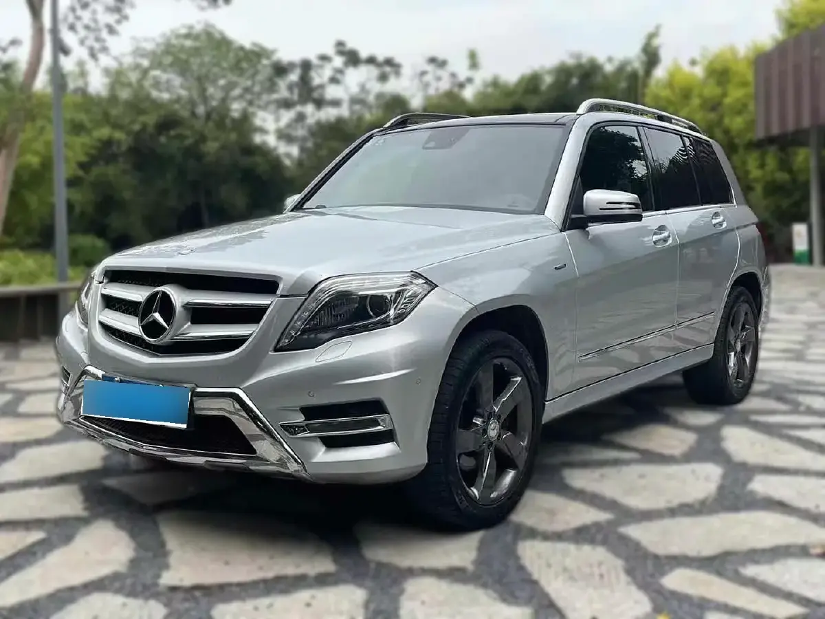 2015 Mercedes-Benz GLK Class 2.0T 211HP L4 7AT