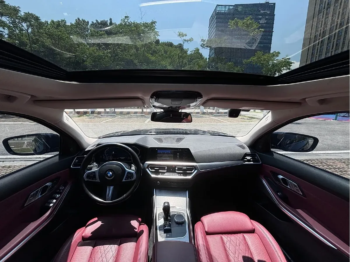 2022 BMW 3 Series 2.0T 184HP L4 8AT,autocango,china used car exporter,china ev exporter,chinese used car exporter,chinese used ev exporter