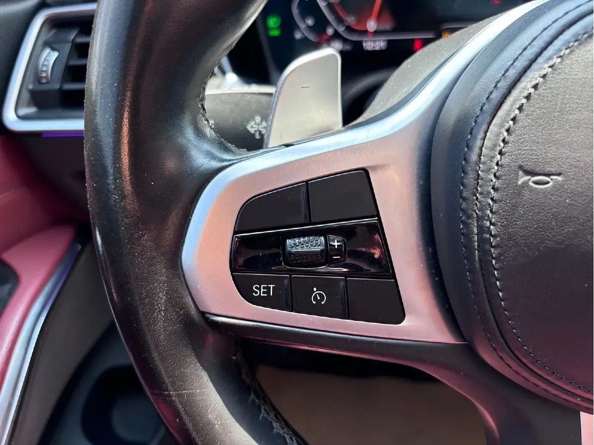 2022 BMW 3 Series 2.0T 184HP L4 8AT,autocango,china used car exporter,china ev exporter,chinese used car exporter,chinese used ev exporter