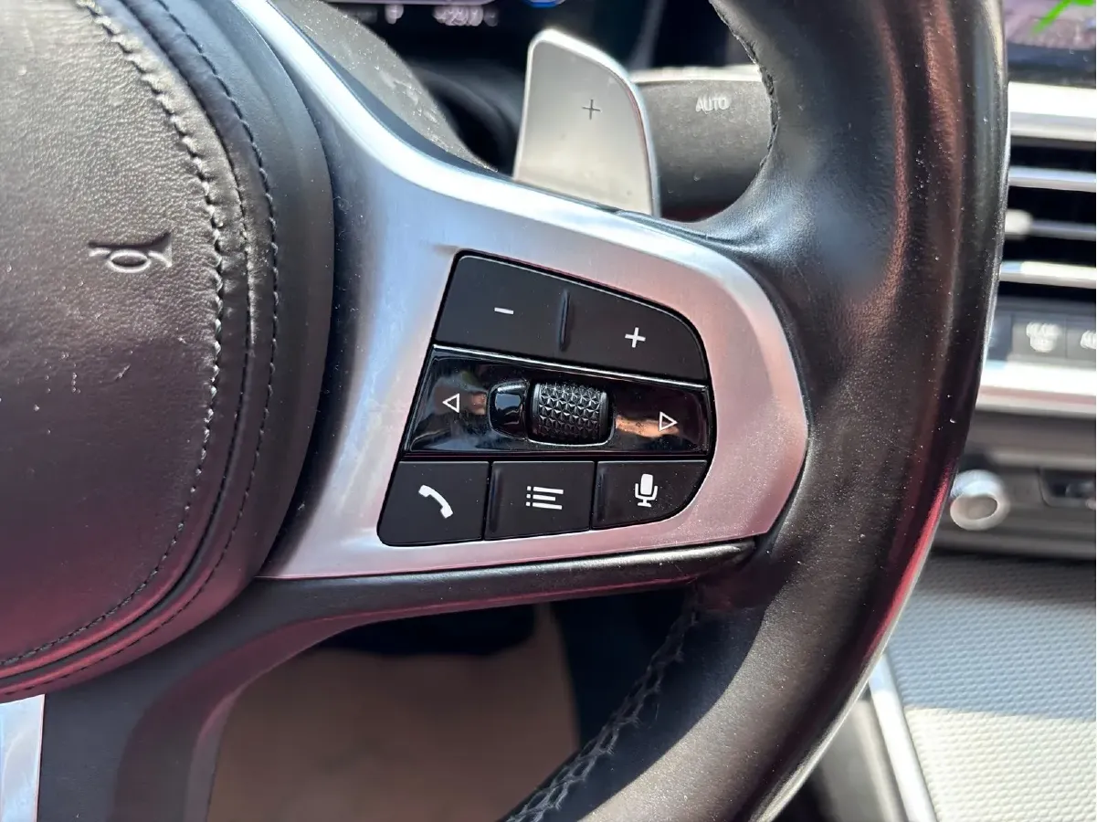 2022 BMW 3 Series 2.0T 184HP L4 8AT,autocango,china used car exporter,china ev exporter,chinese used car exporter,chinese used ev exporter