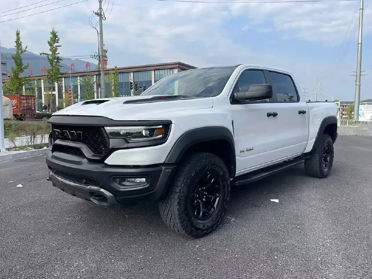 2011 RAM Trucks 5.7L 395HP V8 5AT,autocango,china used car exporter,china ev exporter,chinese used car exporter,chinese used ev exporter