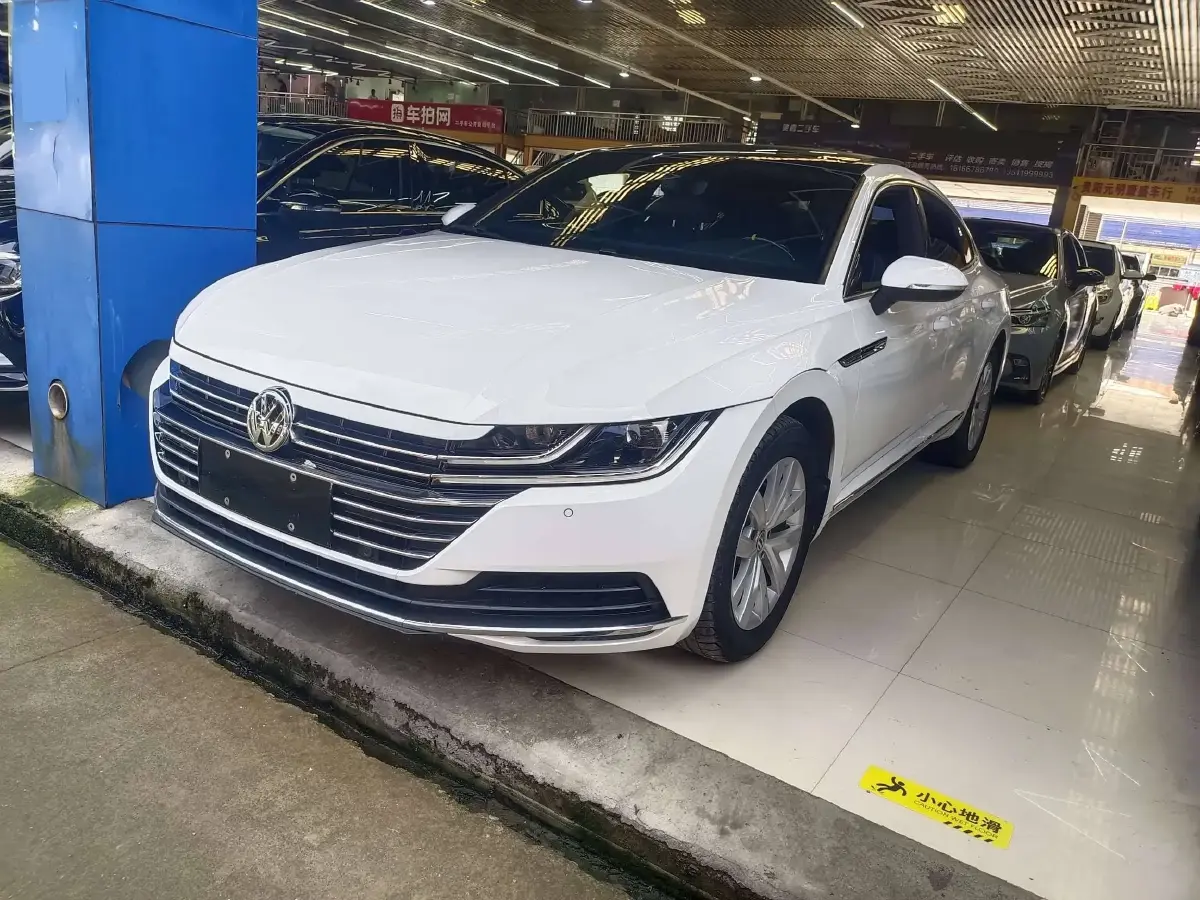 2019 Volkswagen CC 2.0T 186HP L4 7DCT