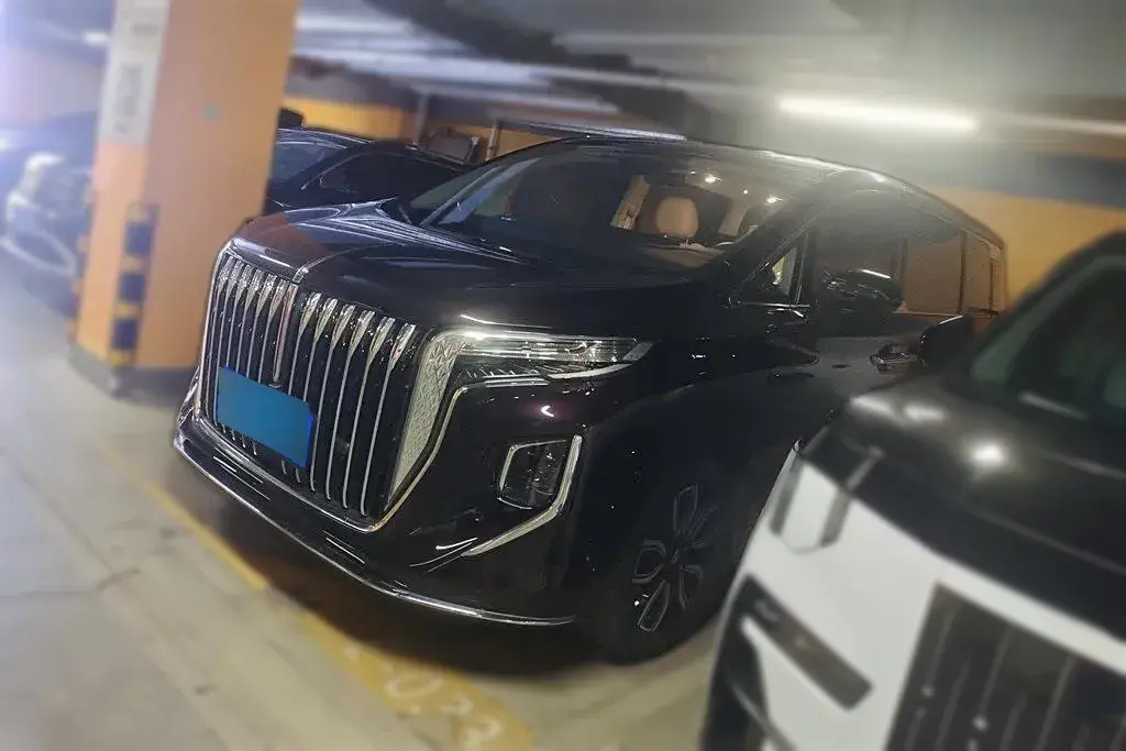 2023 HongQi HQ9 2.0T 252HP L4 8AT