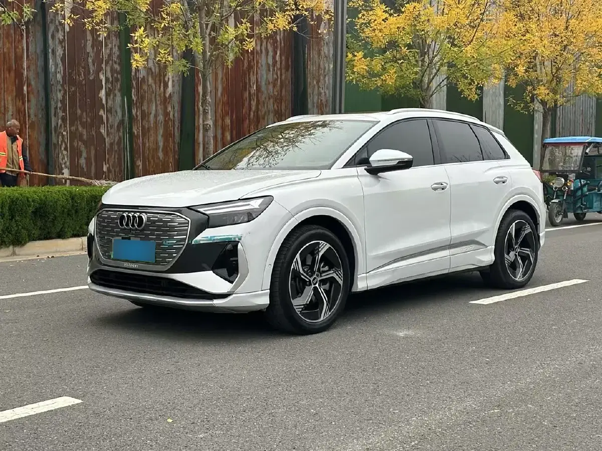 2023 Audi Q4 e-tron BEV 84.8KWH