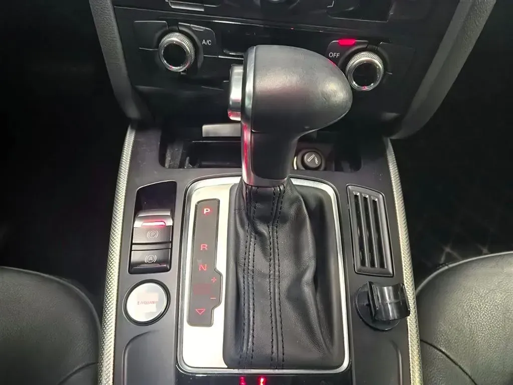 2016 Audi A5 2.0T 230HP L4 CVT,autocango,china used car exporter,china ev exporter,chinese used car exporter,chinese used ev exporter