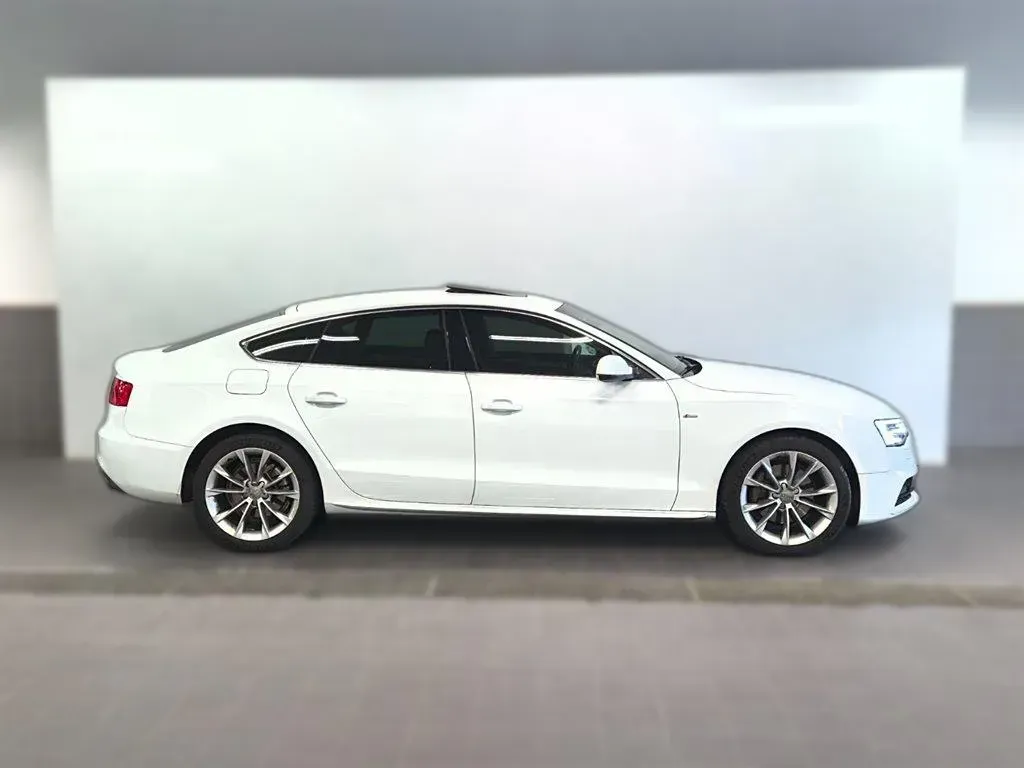 2016 Audi A5 2.0T 230HP L4 CVT,autocango,china used car exporter,china ev exporter,chinese used car exporter,chinese used ev exporter
