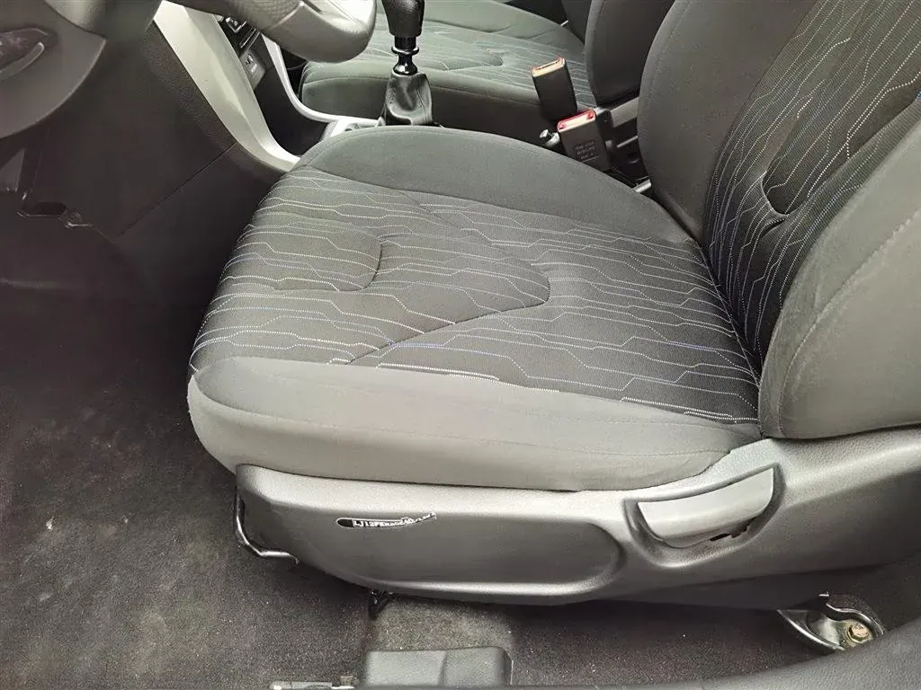 2014 JAC HeYue A13 1.3L 99HP L4 5MT,autocango,china used car exporter,china ev exporter,chinese used car exporter,chinese used ev exporter