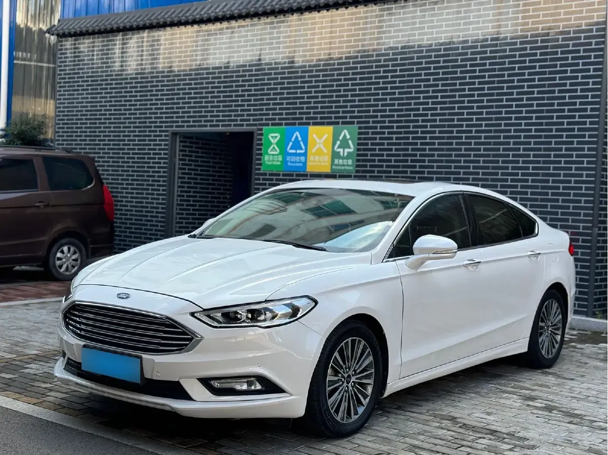 2017 Ford Mondeo 2.0T 204HP L4 6AT