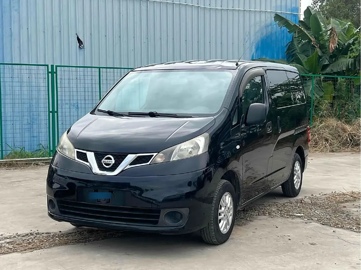2014 Nissan NV200 1.6L 124HP L4 CVT