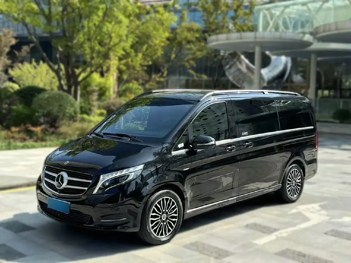 2018 Mercedes-Benz V Class 2.0T 211HP L4 7AT