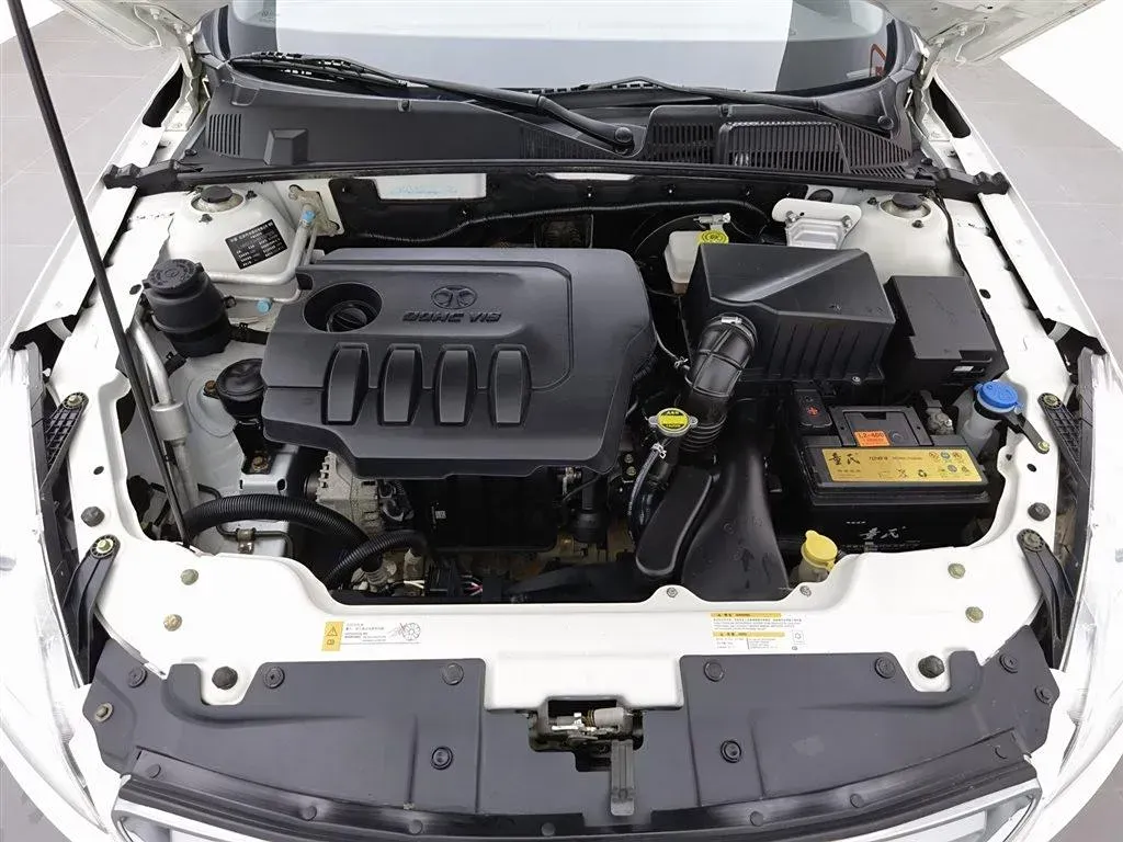 2015 BeiJing Auto Senova D50 1.5L 113HP L4 5MT,autocango,china used car exporter,china ev exporter,chinese used car exporter,chinese used ev exporter