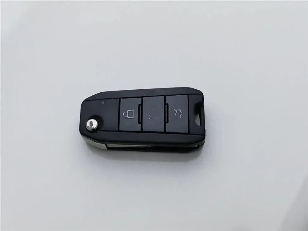 2015 BeiJing Auto Senova D50 1.5L 113HP L4 5MT,autocango,china used car exporter,china ev exporter,chinese used car exporter,chinese used ev exporter