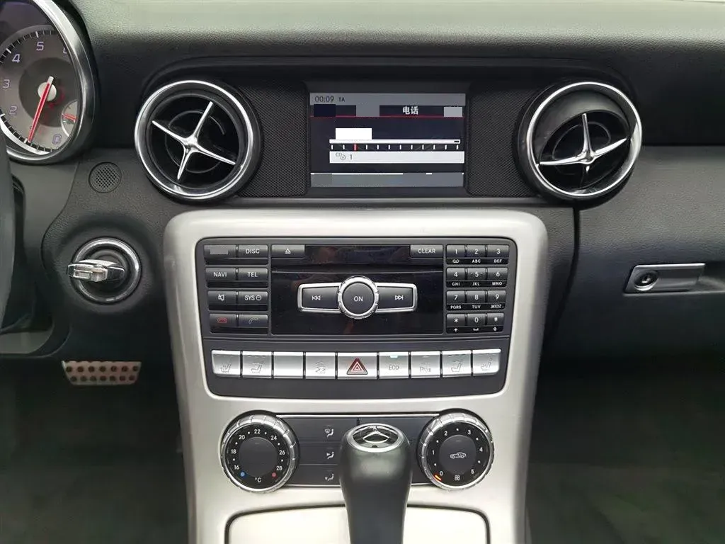 2011 Mercedes-Benz SLK Class 1.8T 184HP L4 7AT,autocango,china used car exporter,china ev exporter,chinese used car exporter,chinese used ev exporter