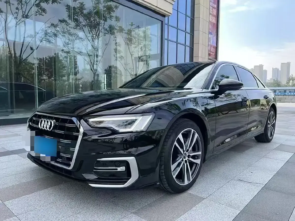 2023 Audi A6L 2.0T 190HP L4 7DCT