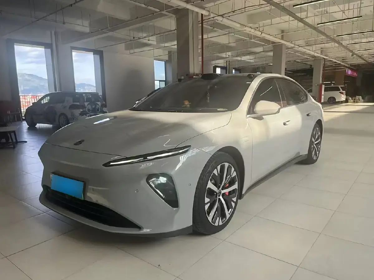 2022 NIO ET7 BEV 75KWH