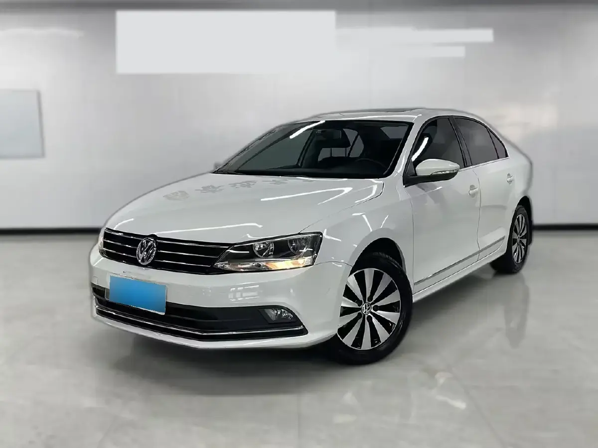 2017 Volkswagen Sagitar 1.4T 131HP L4 7DCT