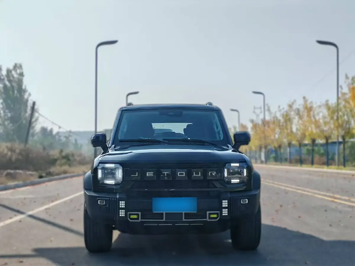 2023 Jetour Traveller 2.0T 254HP L4 7DCT